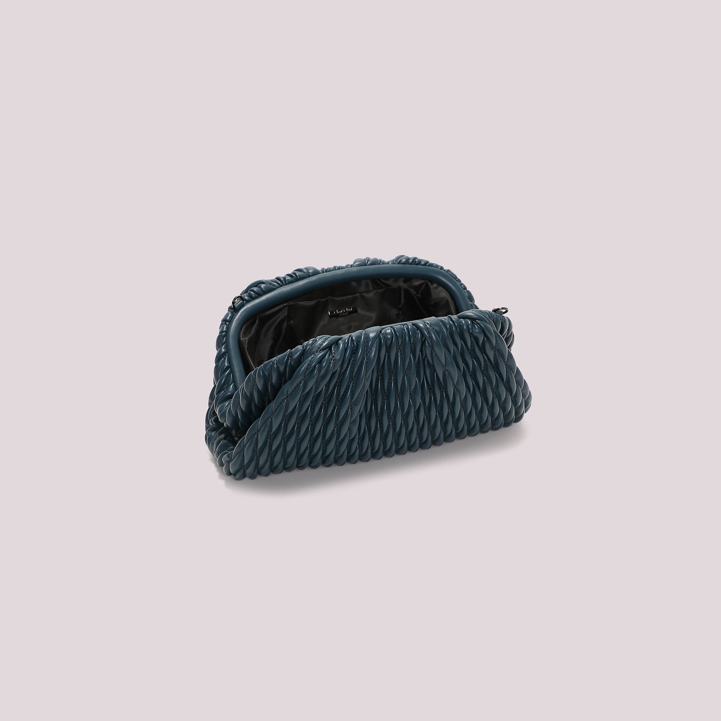 BORSA CLUTCH MORBIDA TRAPUNTATA