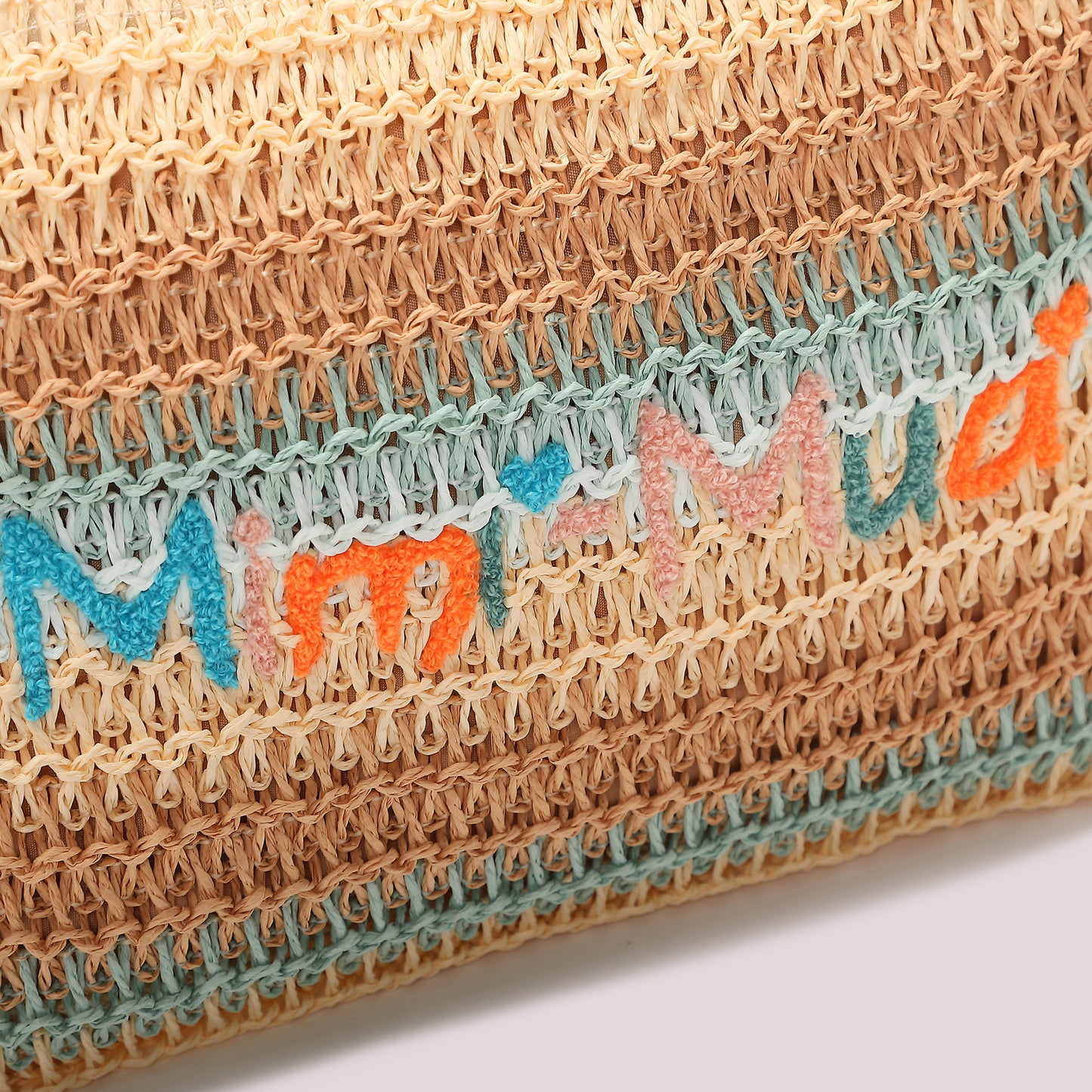 PORTAOGGETTI A RIGHE IN STRAW PAPER E LOGO