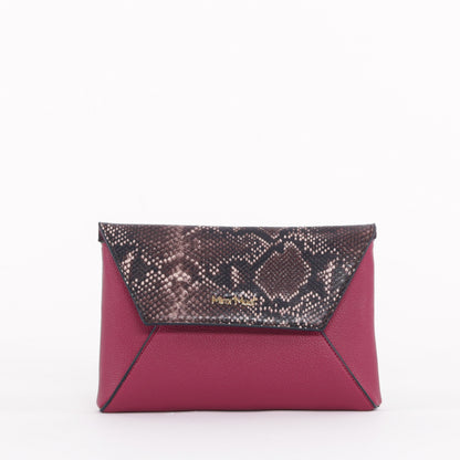 BORSA POCHETTE CON PATTA EFFETTO PITONE