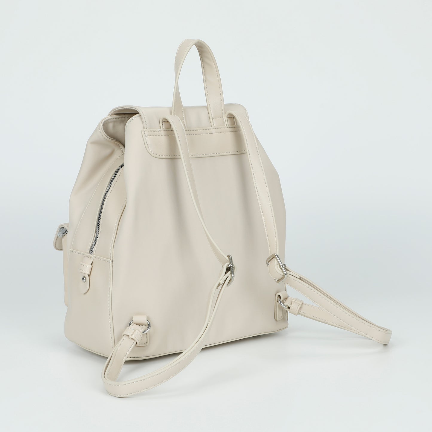 ZAINO IN NYLON CON TASCHE