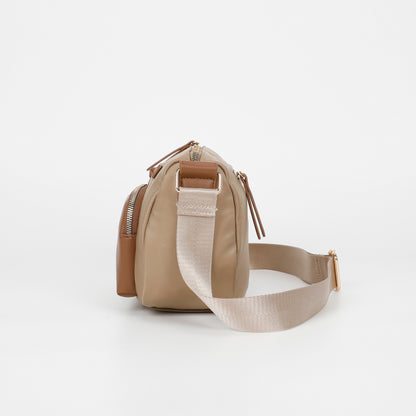 BORSA A TRACOLLA IN NYLON CON DETTAGLI IN PU