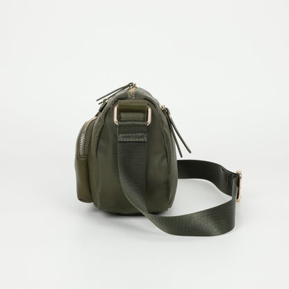 BORSA A TRACOLLA IN NYLON CON DETTAGLI IN PU