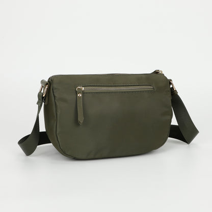 BORSA A TRACOLLA IN NYLON CON DETTAGLI IN PU