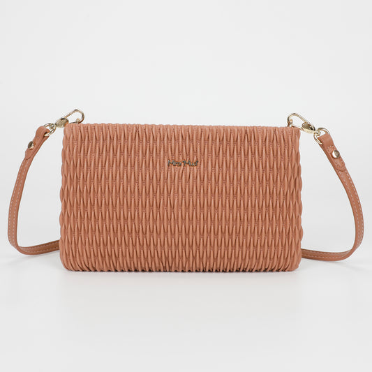 BORSA A TRACOLLA TRAPUNTATA