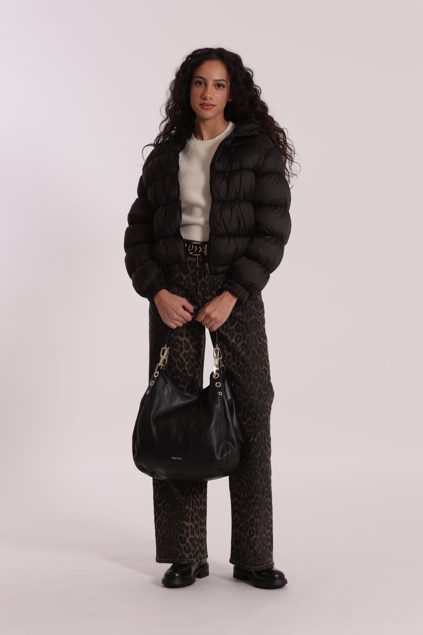 BORSA HOBO CON DETTAGLIO OCCHIELLI
