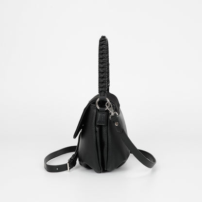 BORSA A MANO CON DETTAGLIO IN ECO SUEDE