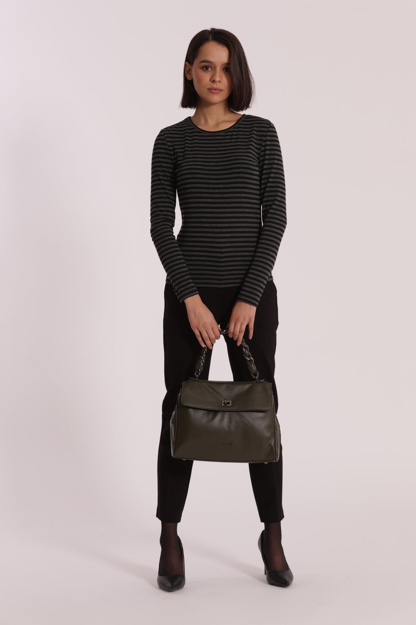 BORSA A SPALLA CON DETTAGLIO IN ECO SUEDE