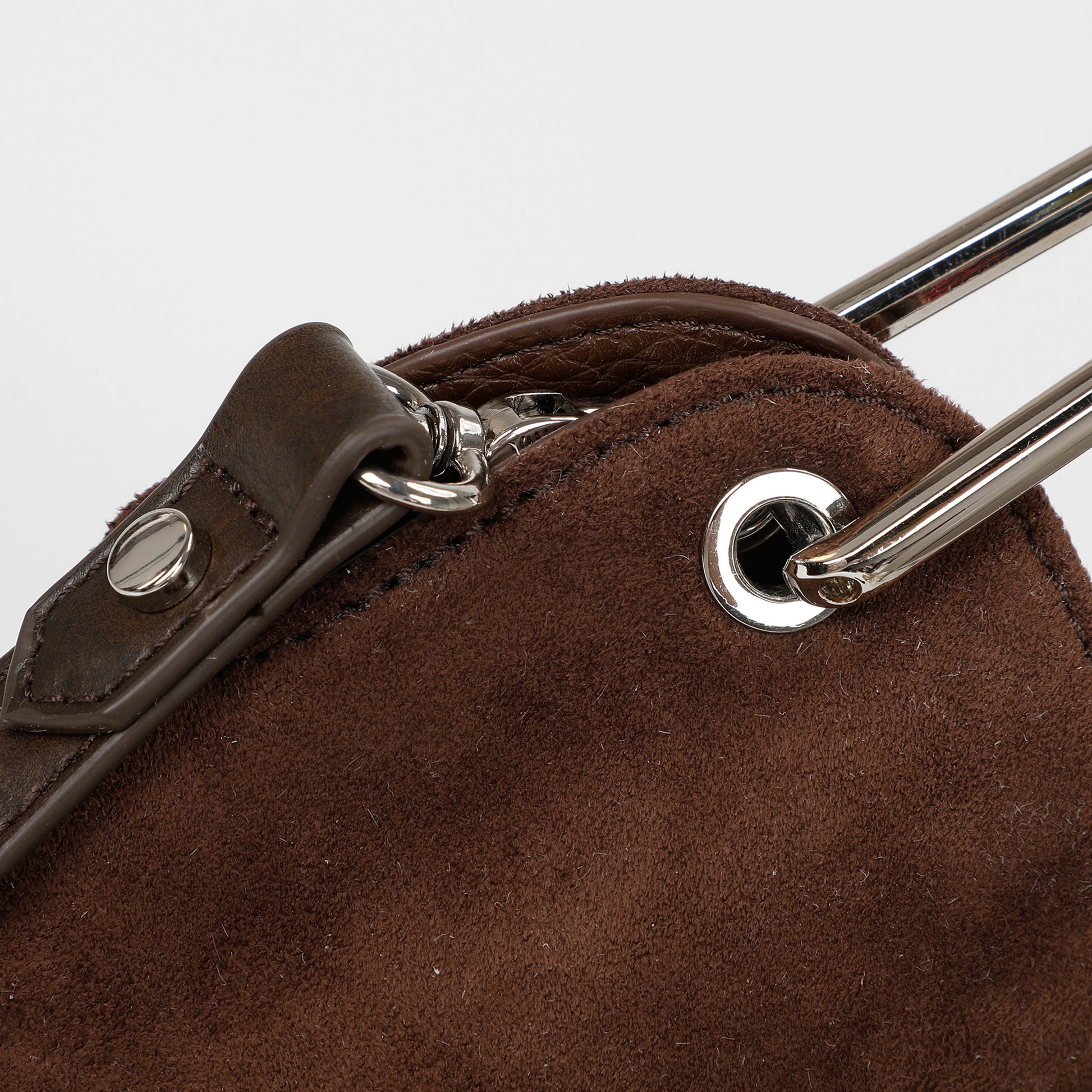 BORSA A SACCA CON DETTAGLIO IN ECO SUEDE