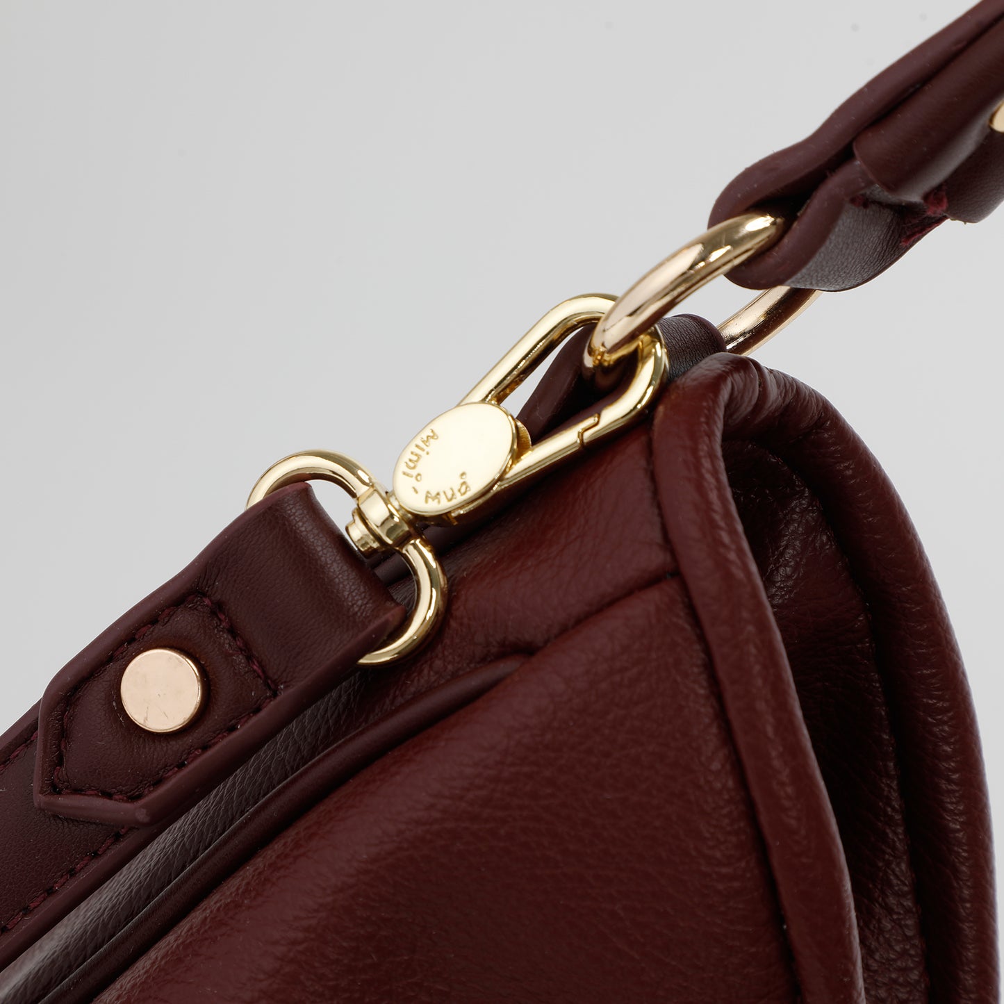 BORSA A SACCA CON LETTERE MIMI-MUA