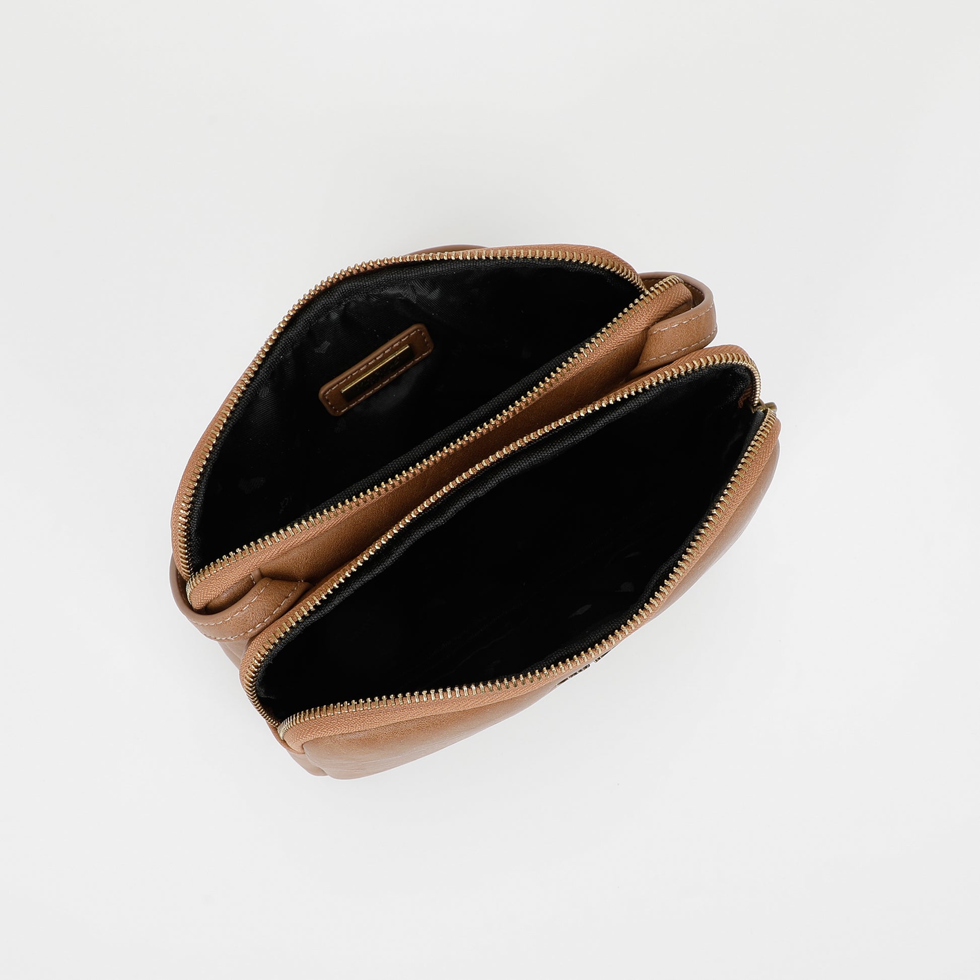 BORSA A TRACOLLA CON ACCESSORI IN OTTONE