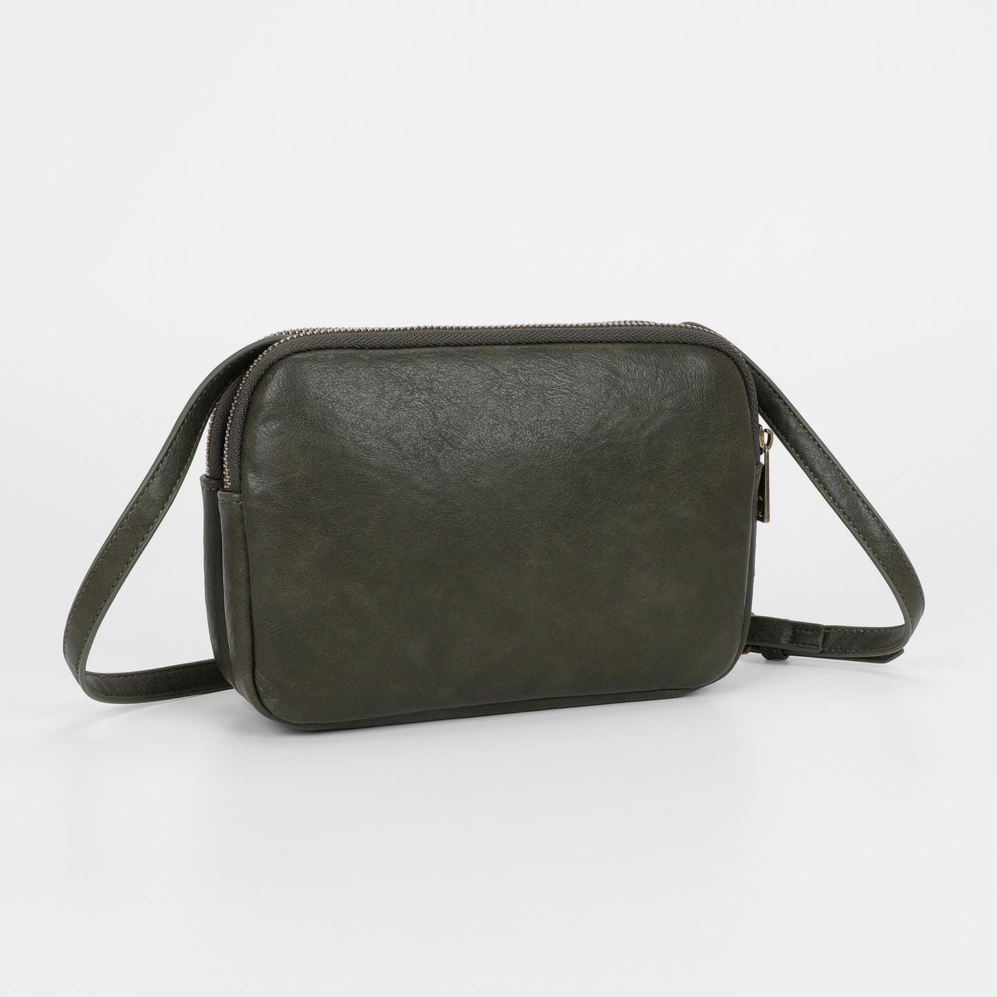 BORSA A TRACOLLA CON ACCESSORI IN OTTONE