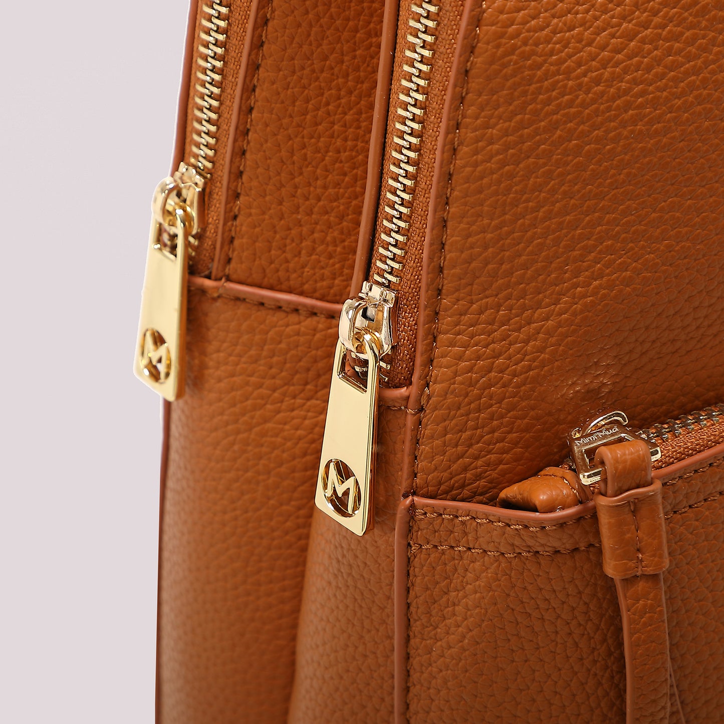 ZAINO CON MANICO INTRECCIATO