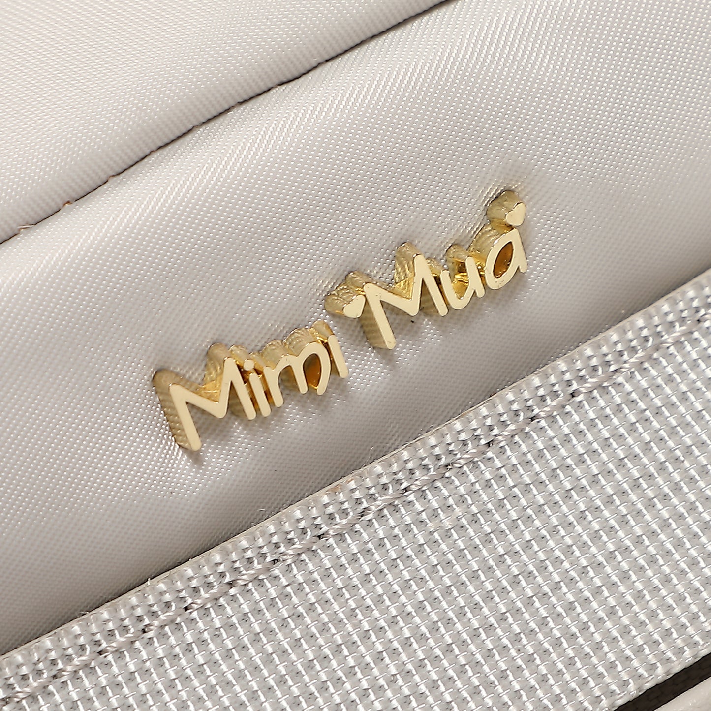 BORSA A TRACOLLA IN NYLON