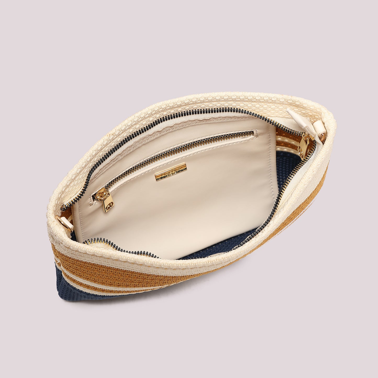 BORSA A BUSTA IN MAGLIA A RIGHE