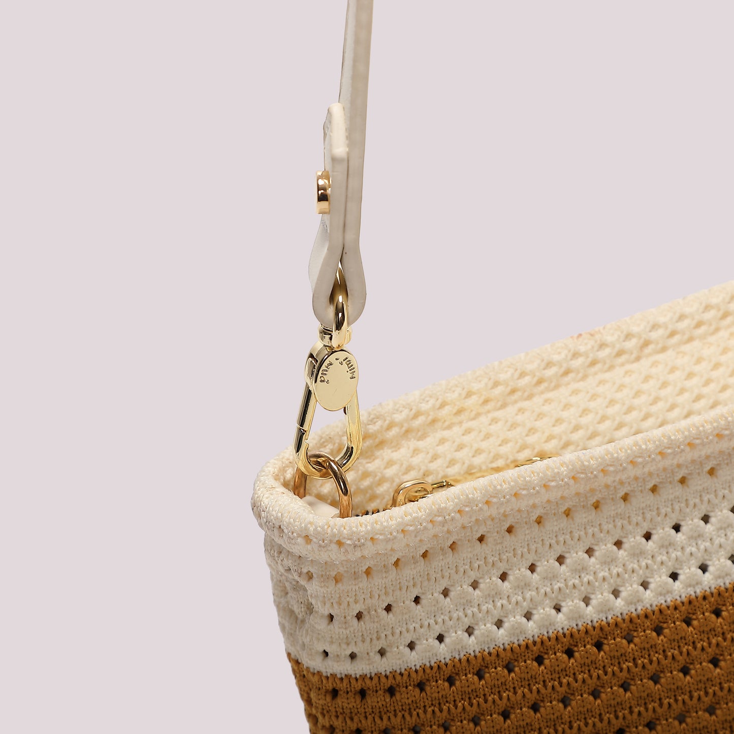 BORSA A BUSTA IN MAGLIA A RIGHE