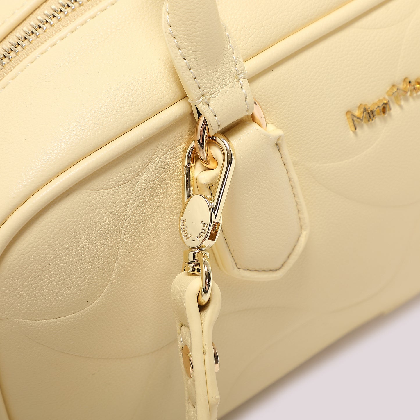 BORSA BAGUETTE CON MOTIVO AD ONDA