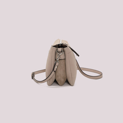 BORSA A TRACOLLA CON FIANCHI EFFETTO CAMOSCIO
