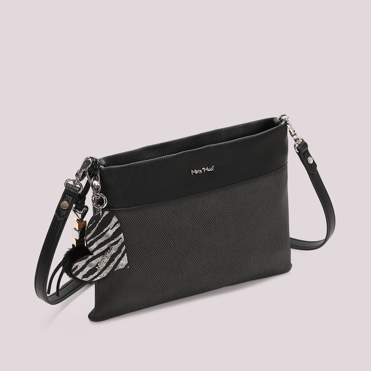 BORSA A BUSTA CON CHARM E CUORE