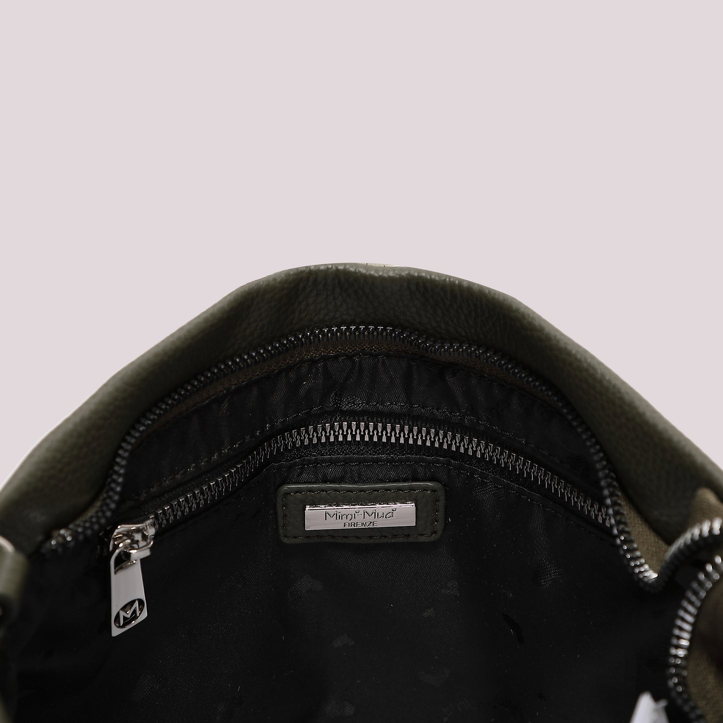 BORSA A BUSTA CON CHARM E CUORE
