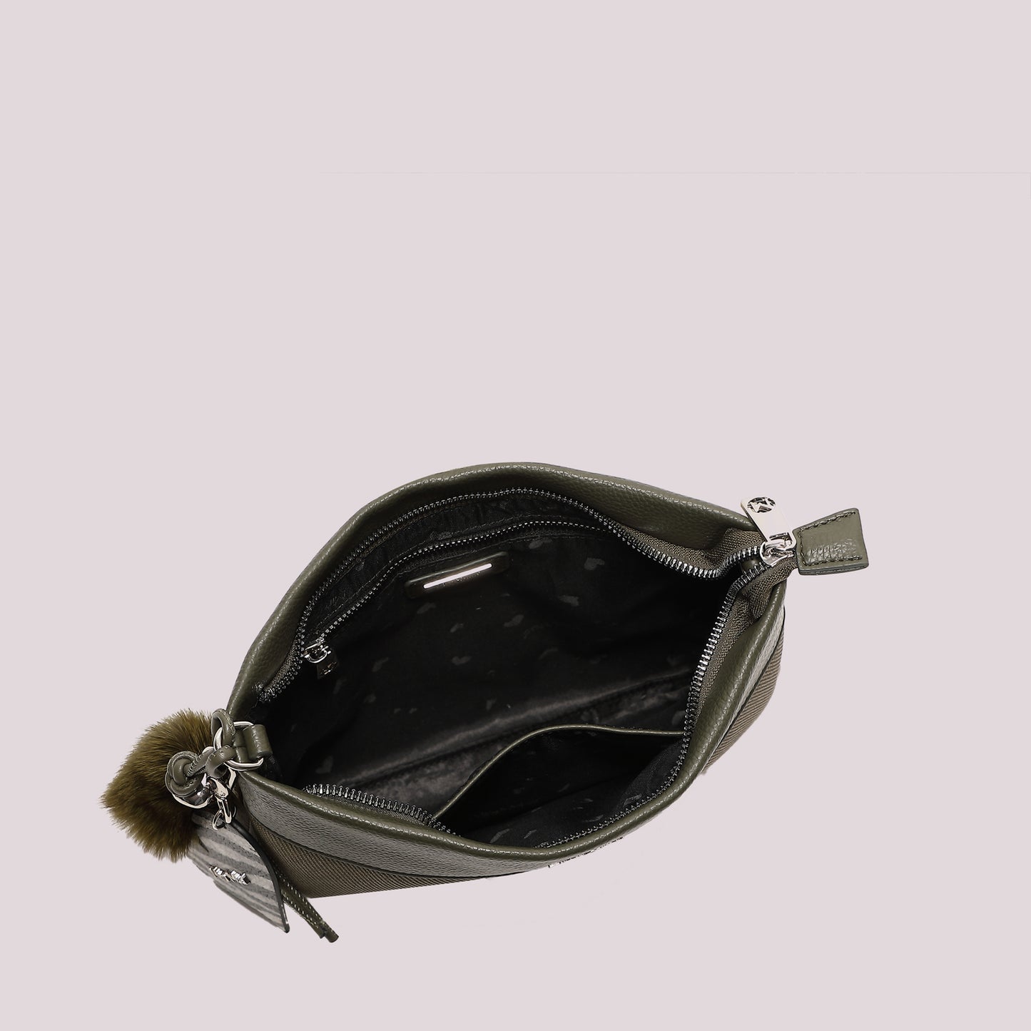 BORSA A BUSTA CON CHARM E CUORE