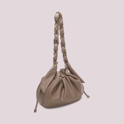 BORSA A SPALLA CON CATENA SUI MANICI