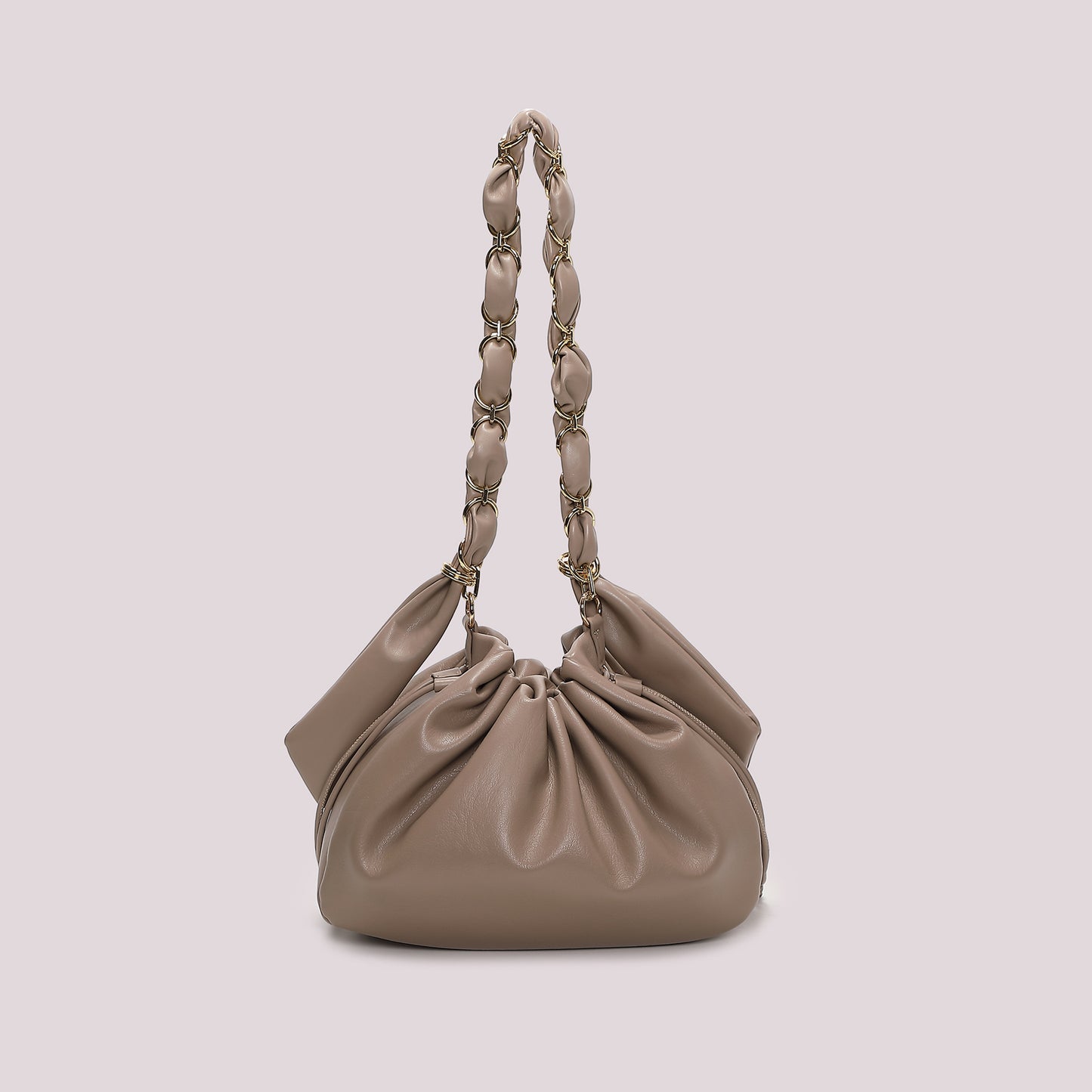 BORSA A SPALLA CON CATENA SUI MANICI