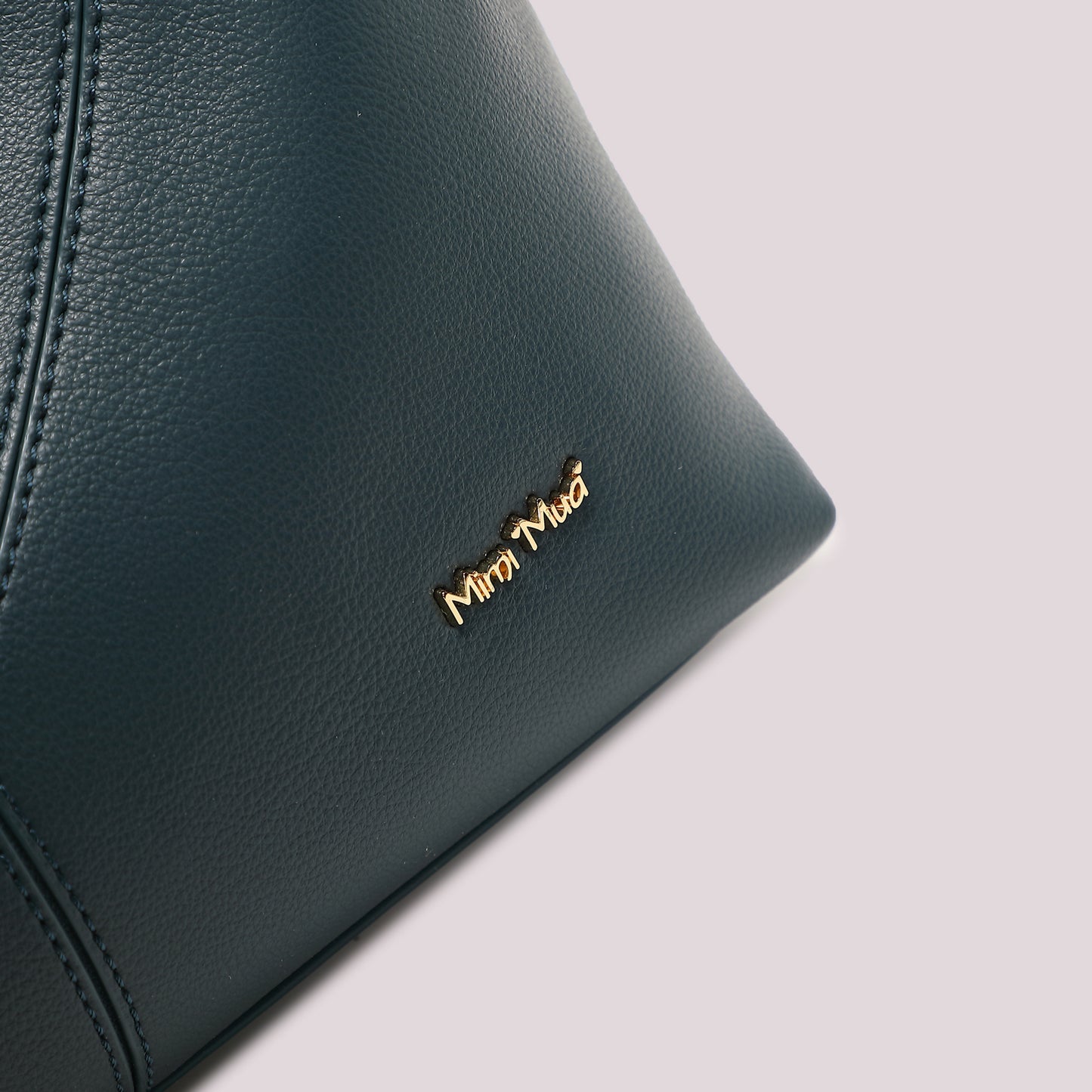 BORSA A SPALLA CON LETTERE MIMI MUA SULLA ZIP