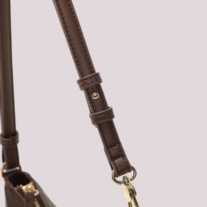 BORSA A TRACOLLA CON LETTERE MIMI MUA SULLA ZIP