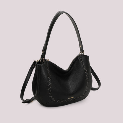 BORSA A SPALLA CON CUCITURE A VISTA