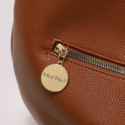 BORSA A SPALLA CON CUCITURE A VISTA