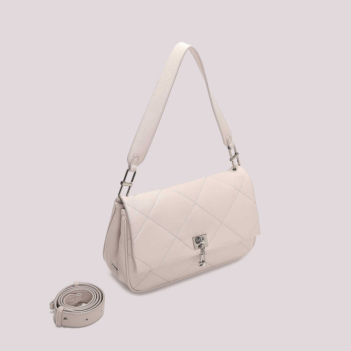 BORSA A SPALLA TRAPUNTATA CON PATTA