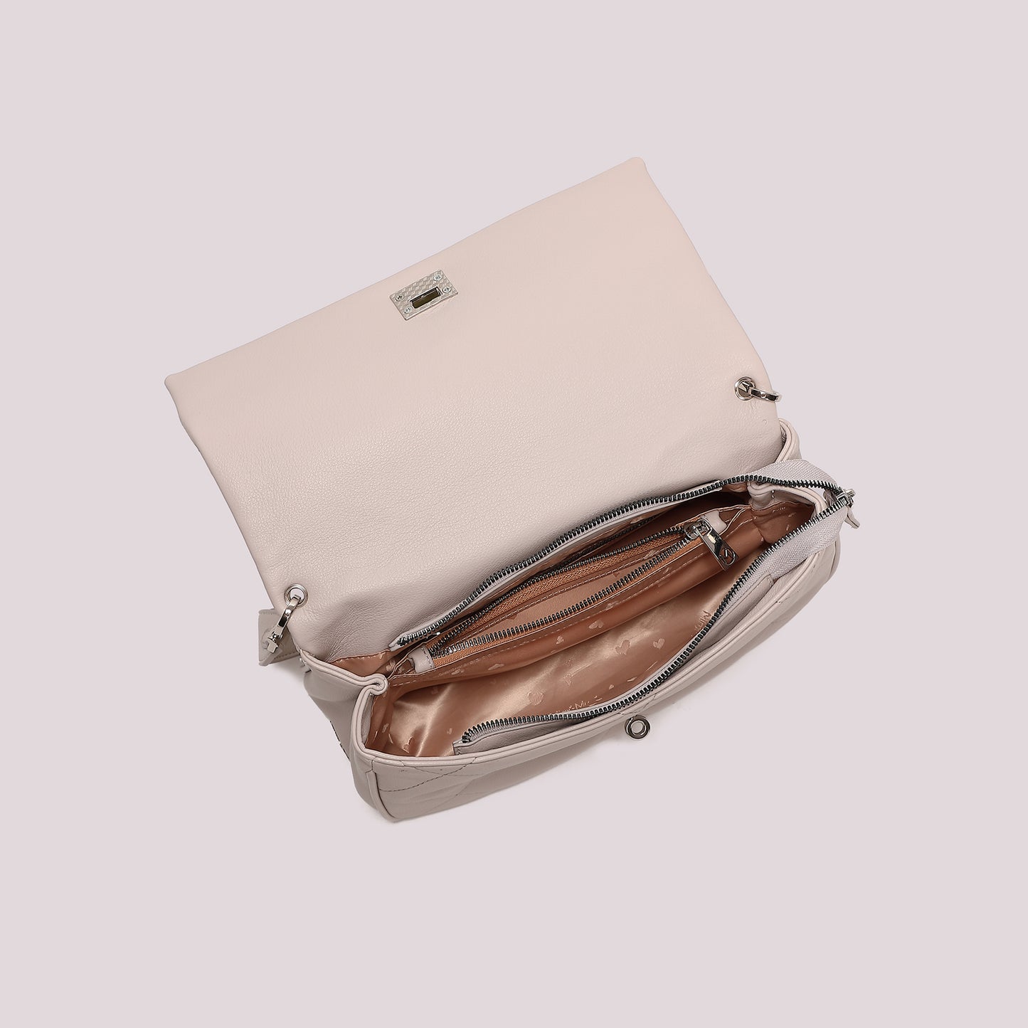 BORSA A SPALLA TRAPUNTATA CON PATTA