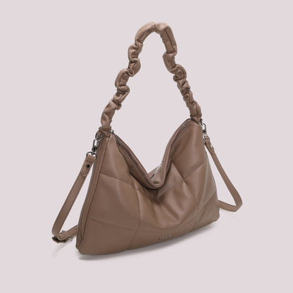 BORSA A SPALLA TRAPUNTATA