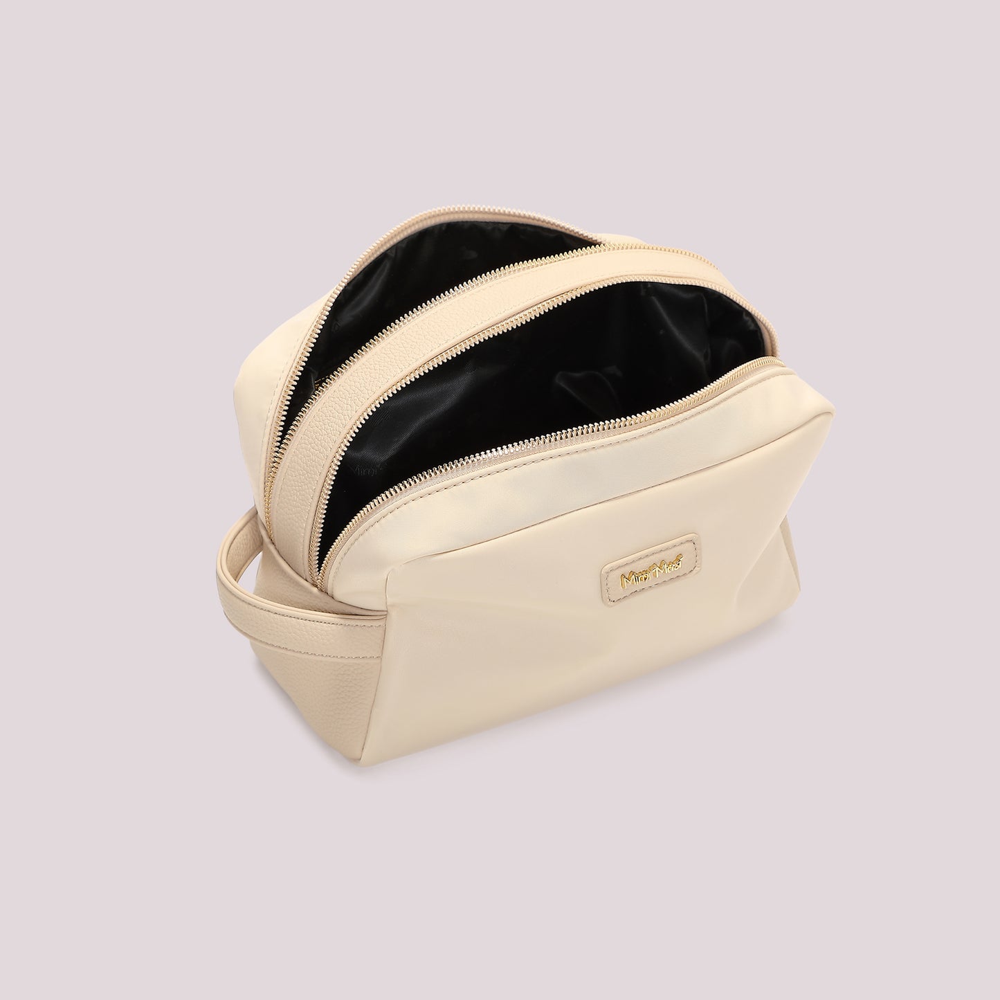BEAUTY CASE IN NYLON