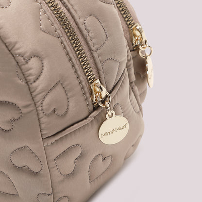 BEAUTY CASE TRAPUNTATA A CUORI