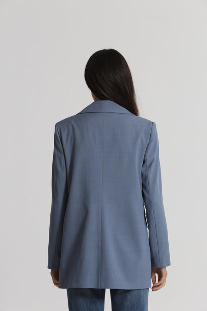 GIACCA CON DETTAGLIO SCRITTA FRONTALE