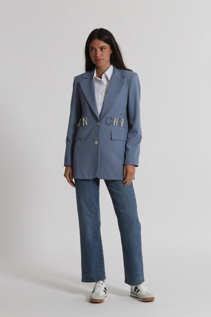 GIACCA CON DETTAGLIO SCRITTA FRONTALE