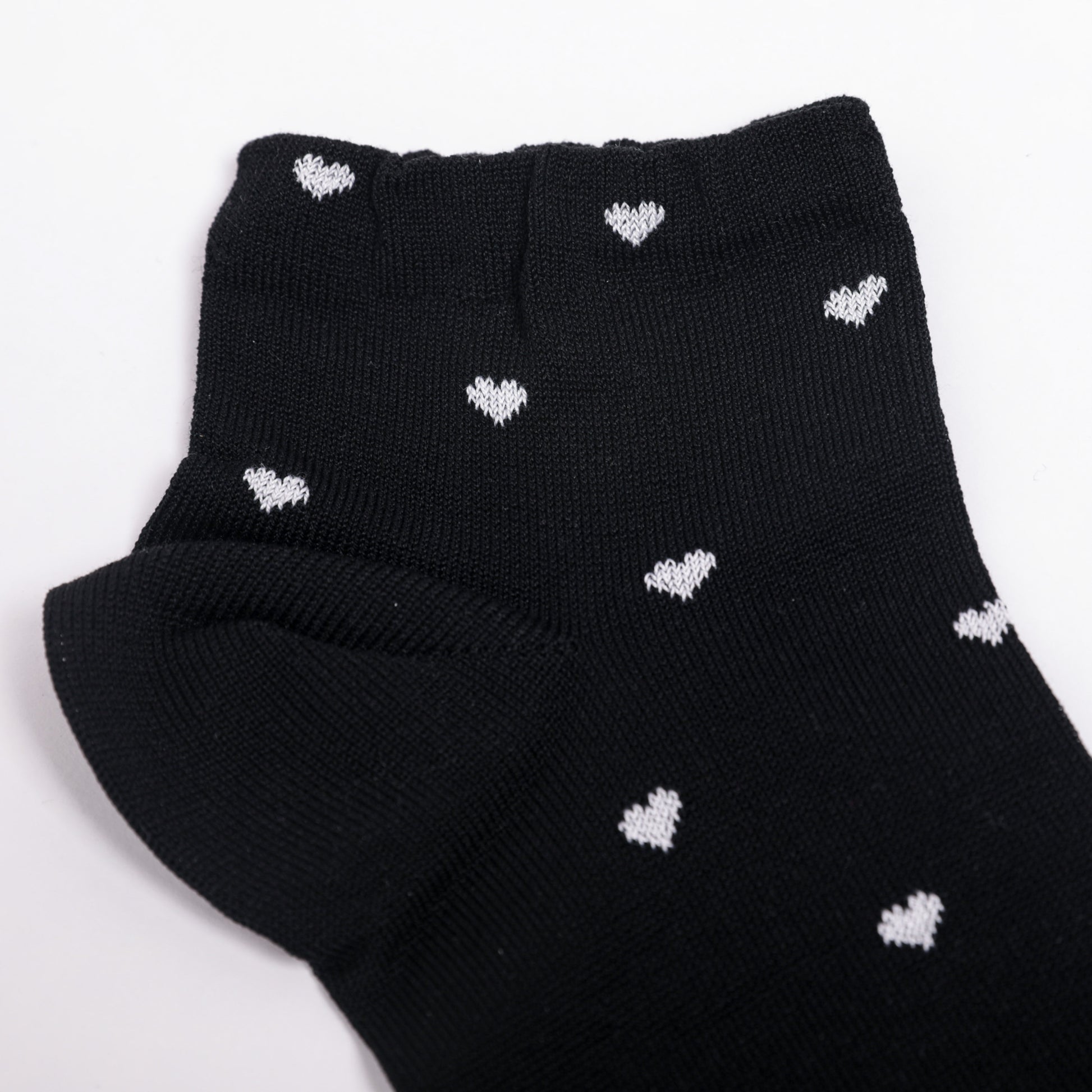 CALZINI C CUORI NERO E BIANCO