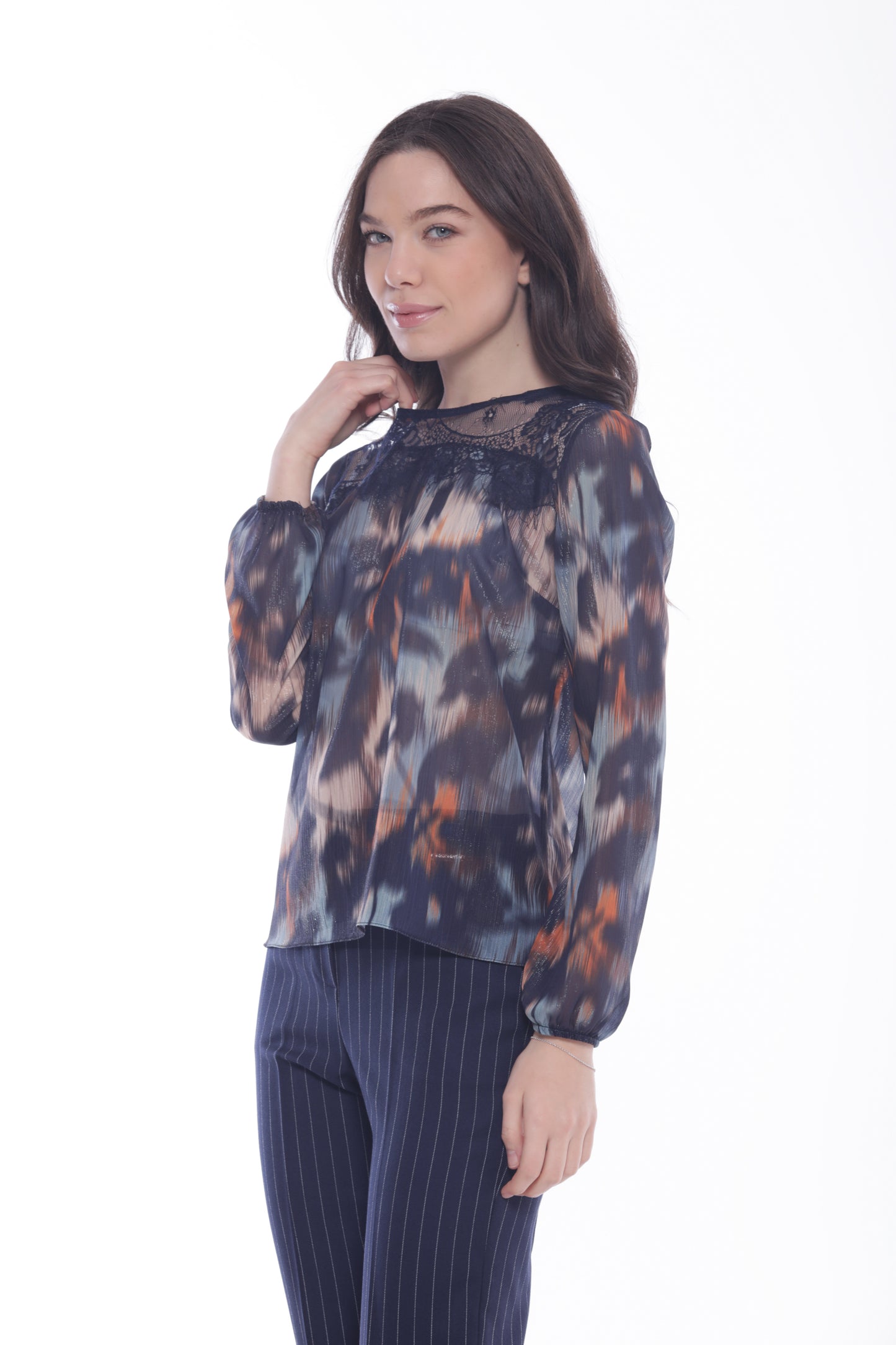 BLUSA FANTASIA CHINE' CON DETTAGLIO IN PIZZO