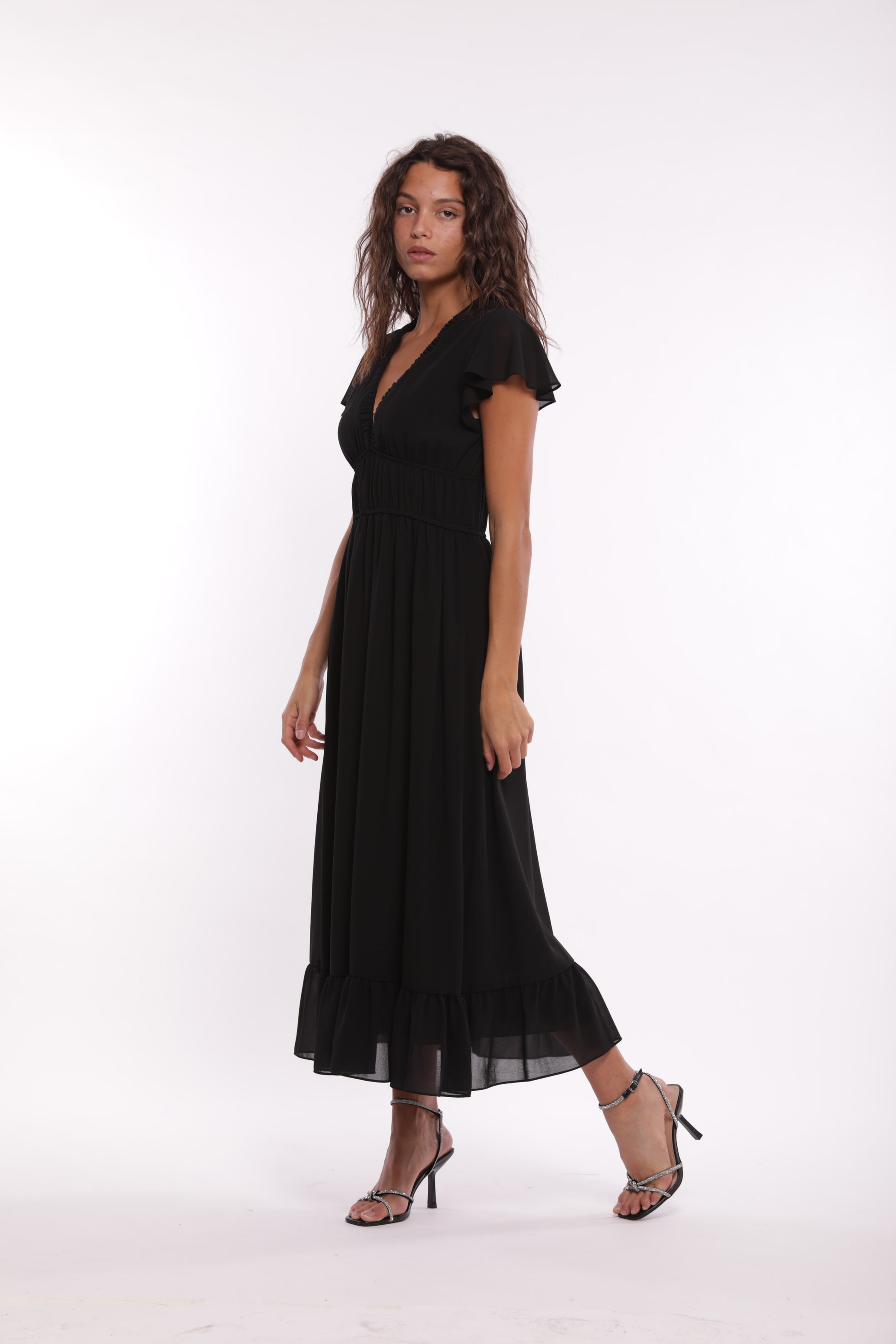 ABITO LUNGO IN GEORGETTE CON MANICHE VOULANT