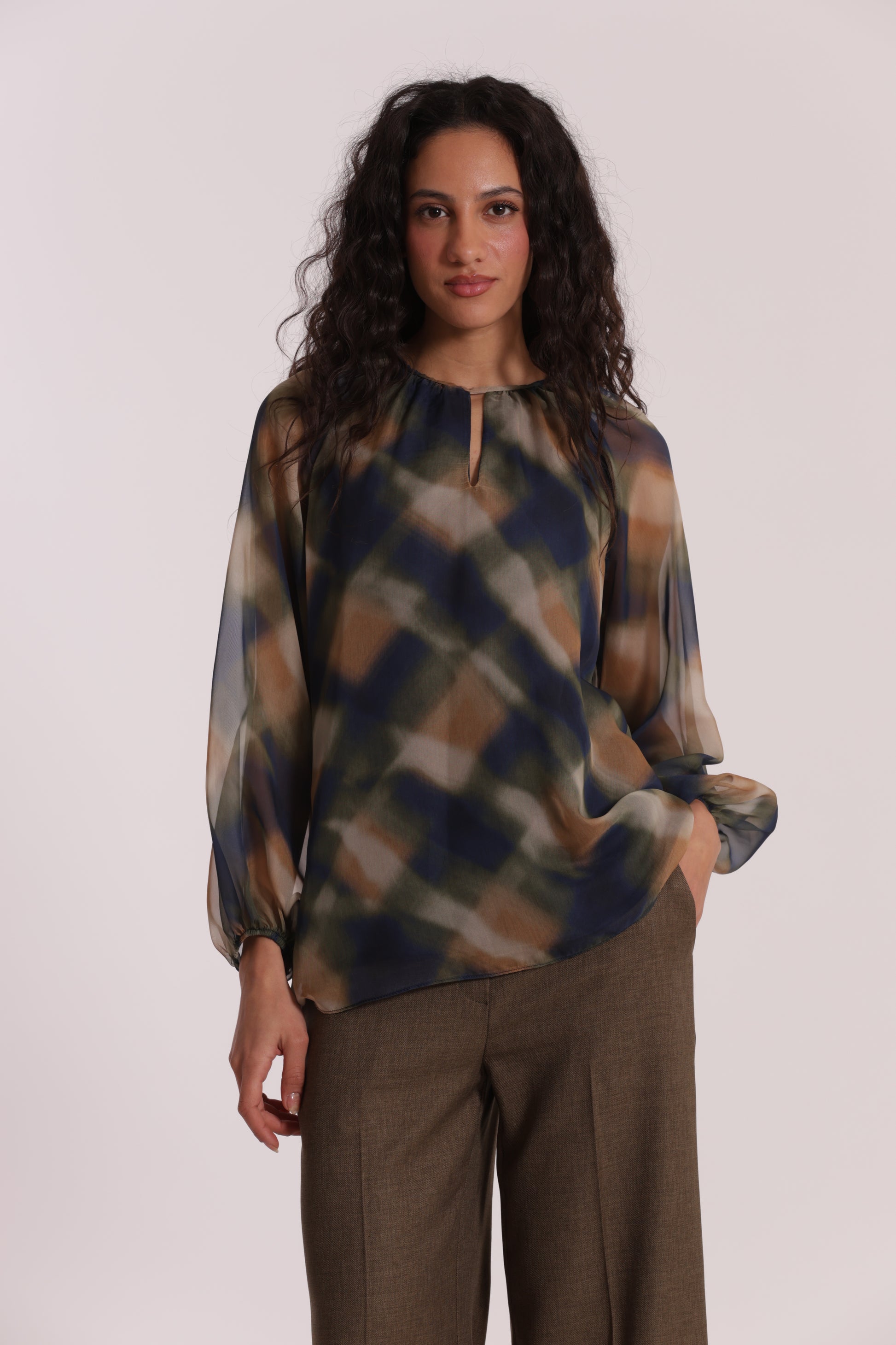 BLUSA SCOLLO TONDO FANTASIA CHECK