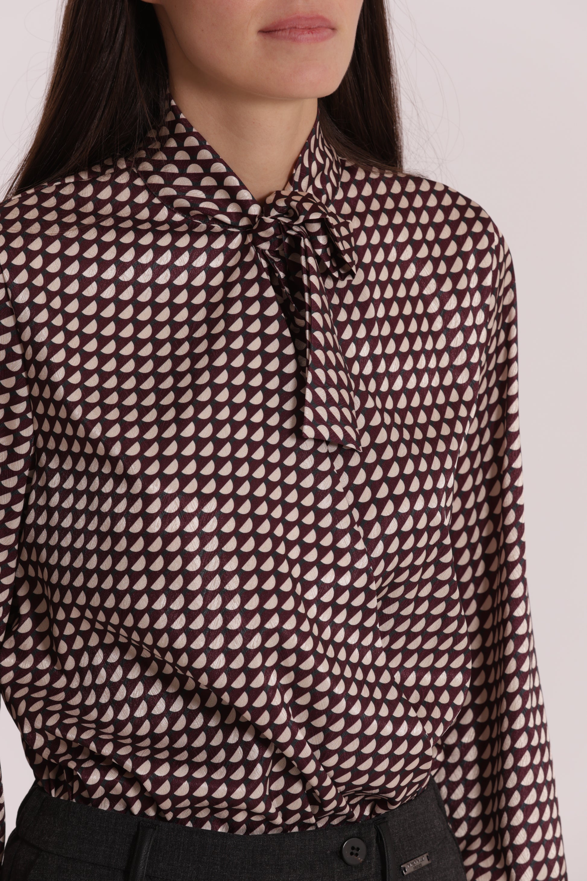 BLUSA CON FUSCIACCA FANTASIA GEO
