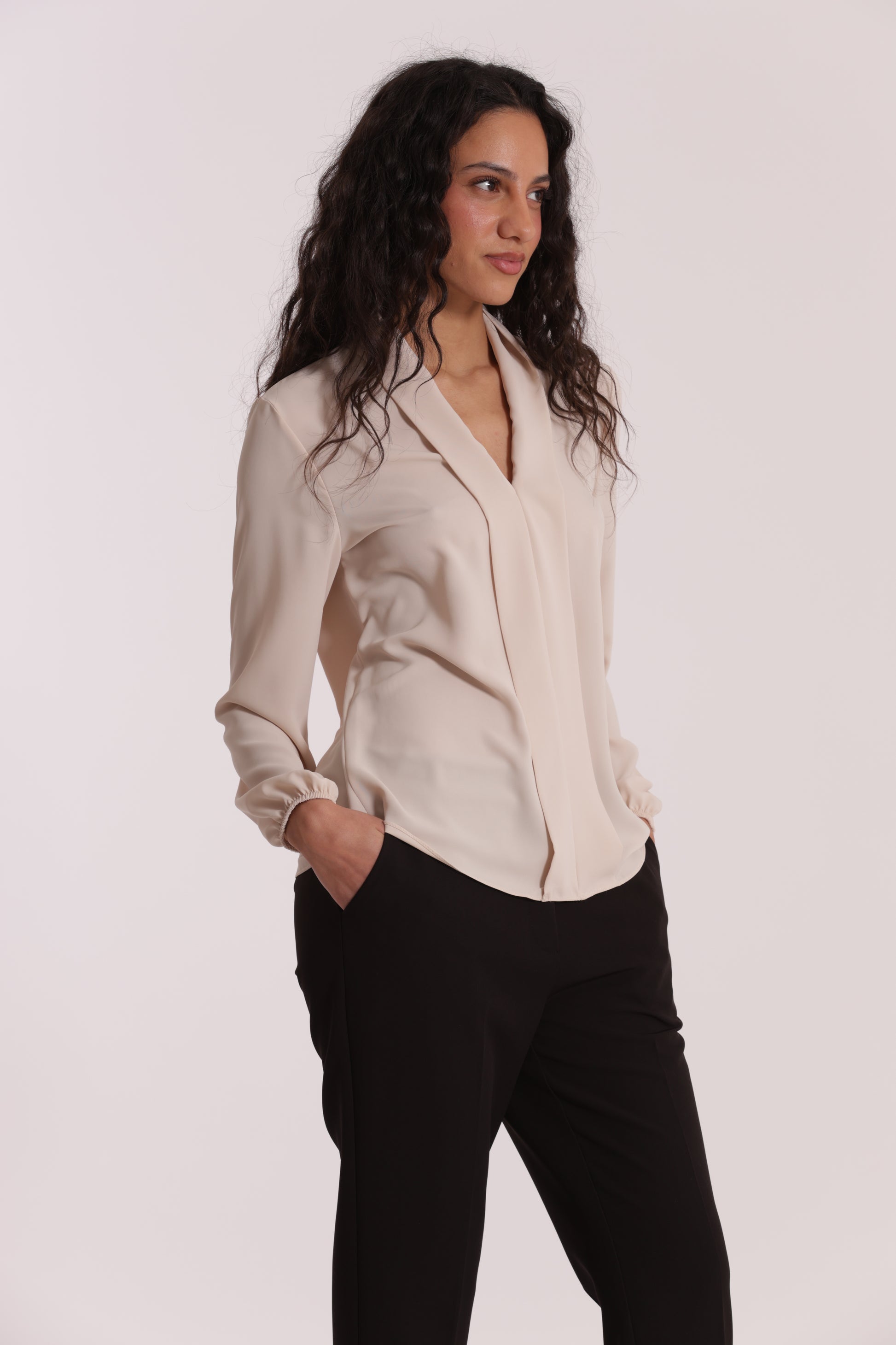 BLUSA CON PIEGHE IN SOLTON
