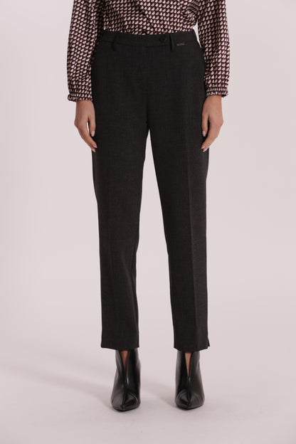 PANTALONE SIGARETTA ELASTICO DIETRO IN TESSUTO FIAMMATO
