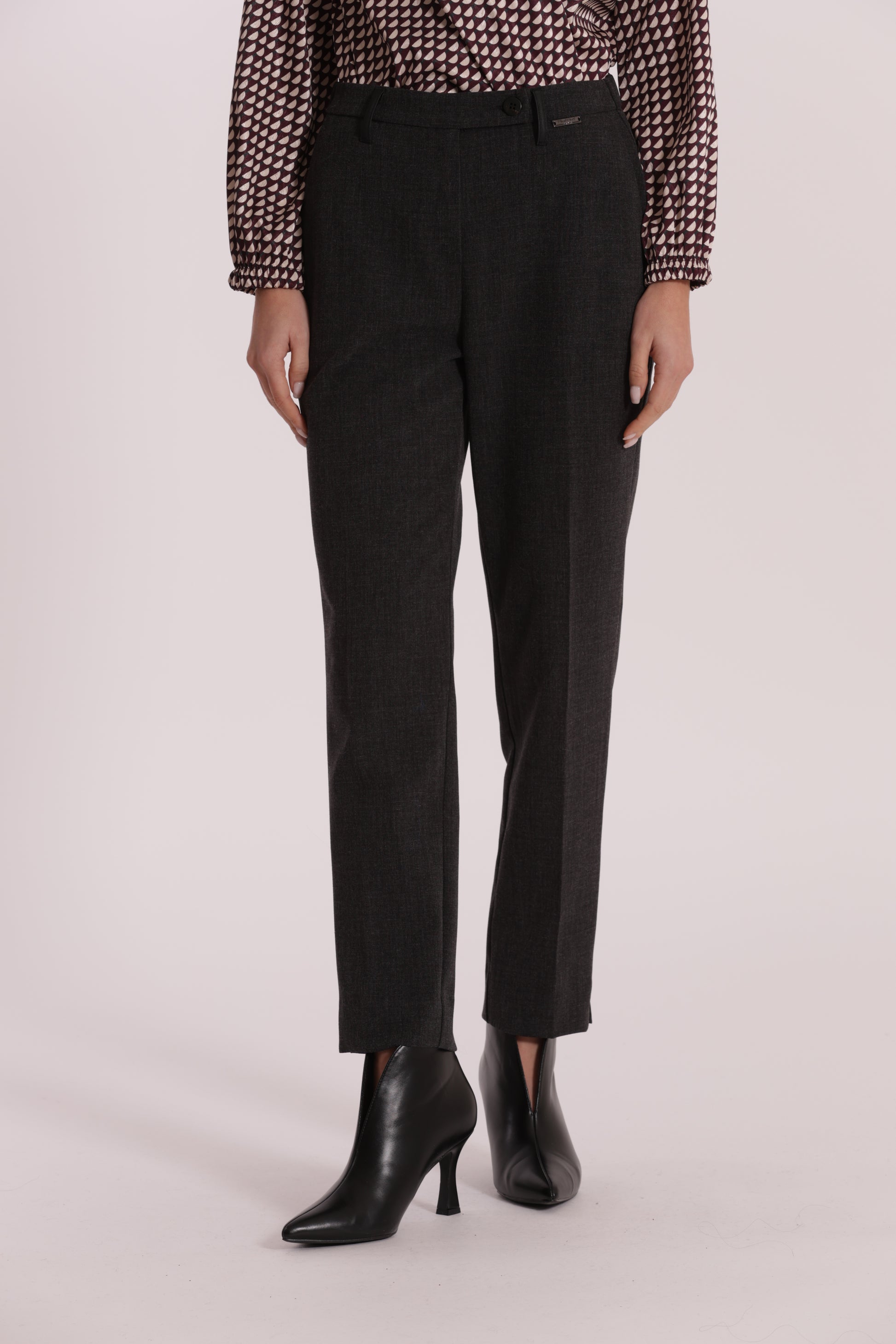 PANTALONE SIGARETTA ELASTICO DIETRO IN TESSUTO FIAMMATO