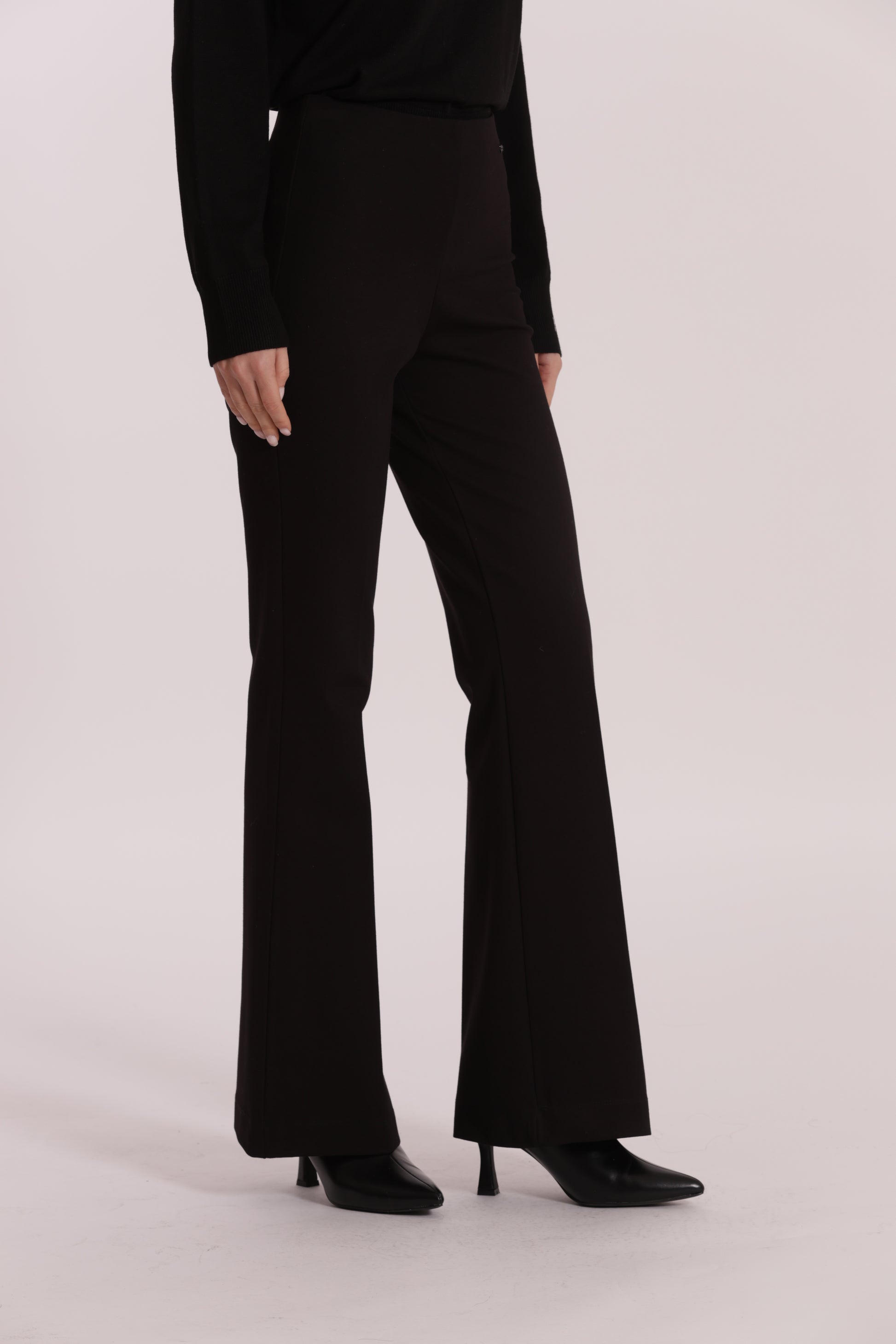 PANTALONE FLARE IN PUNTO MILANO