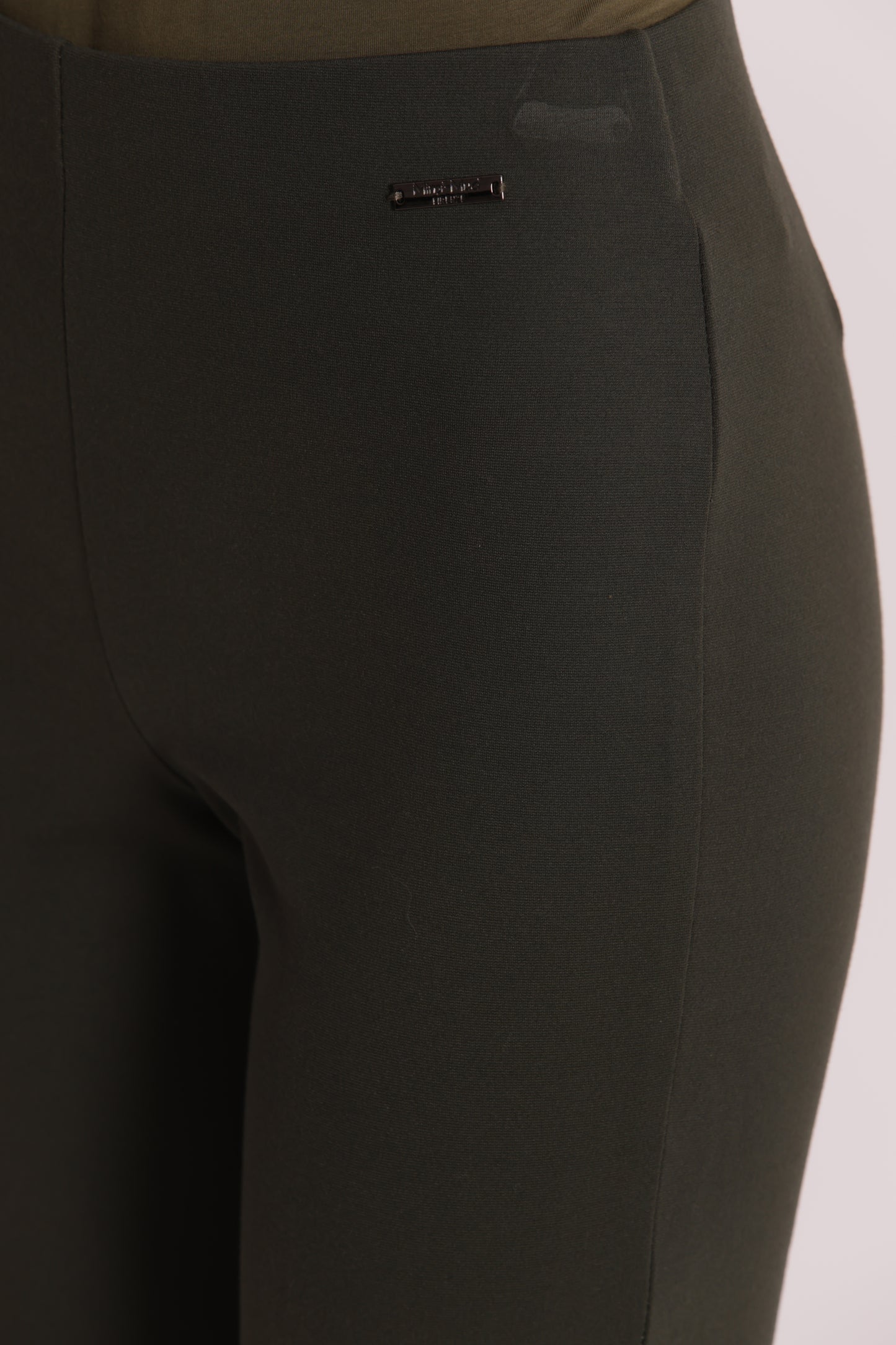 PANTALONE FLARE IN PUNTO MILANO