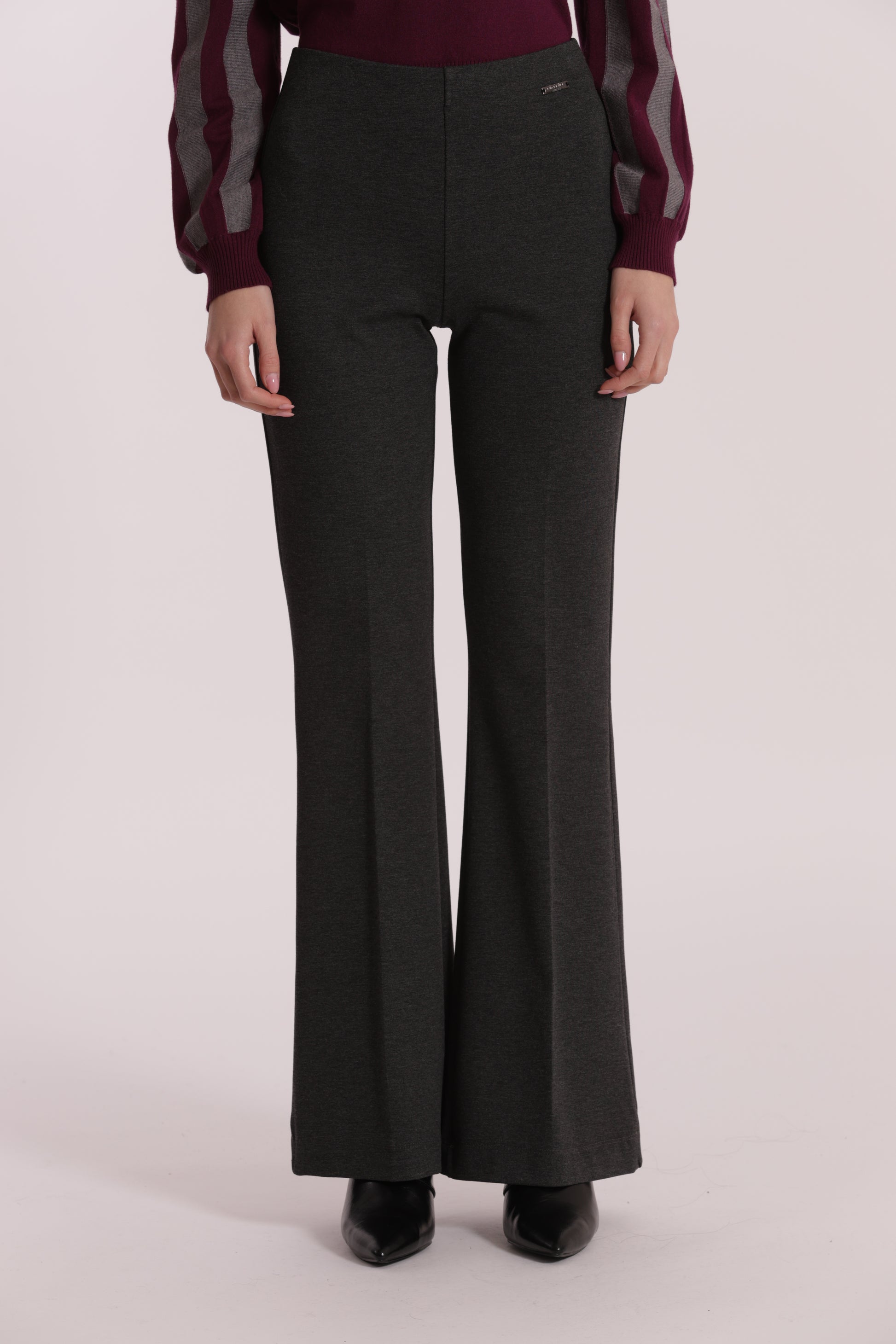 PANTALONE FLARE IN PUNTO MILANO