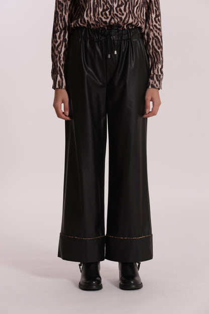 PANTALONE PALAZZO IN SIMIL PELLE CON DETTAGLIO ANIMALIER