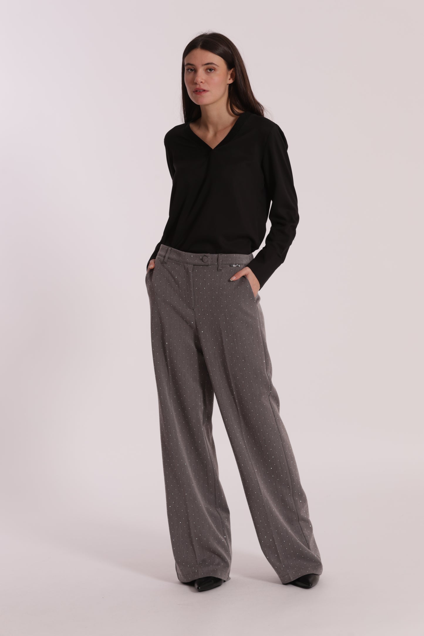 PANTALONE PALAZZO CON APPLICAZIONE DI STRASS